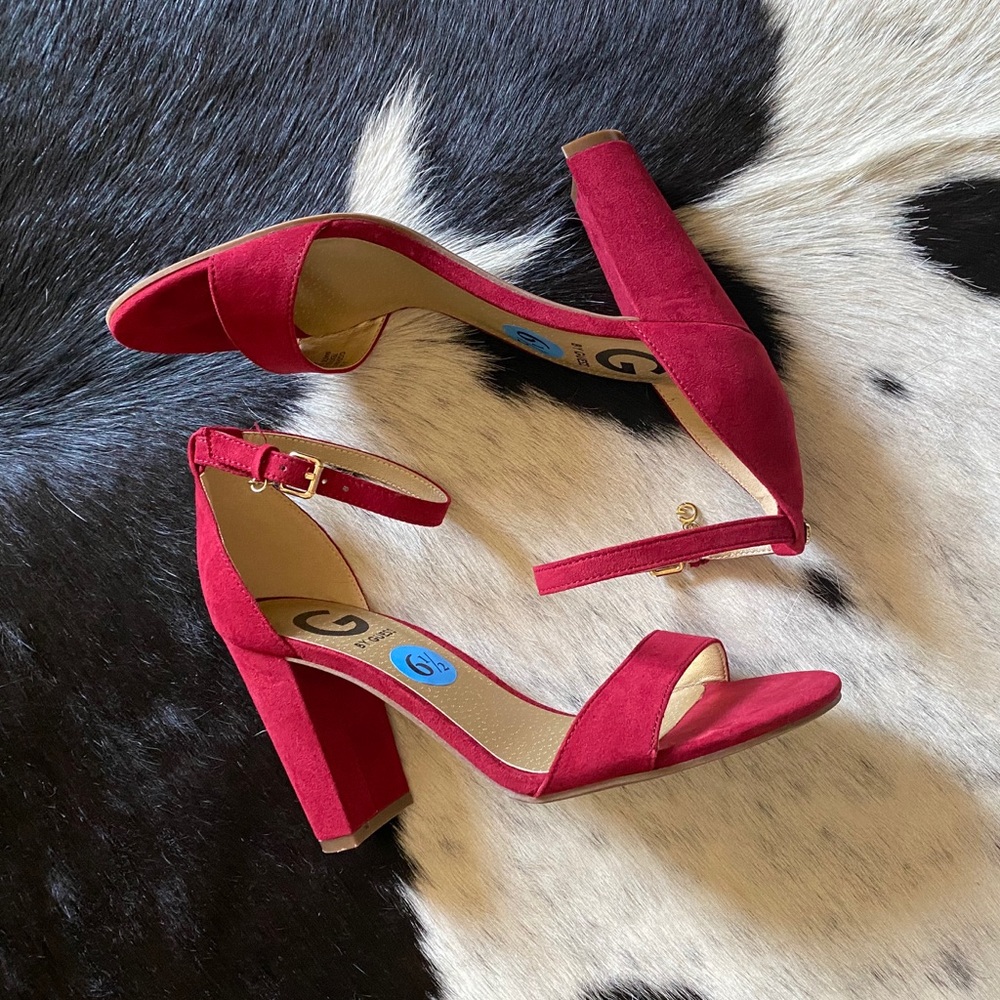 Guess heels 👠